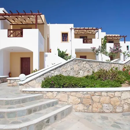 Golden Sun Aparthotel 4*