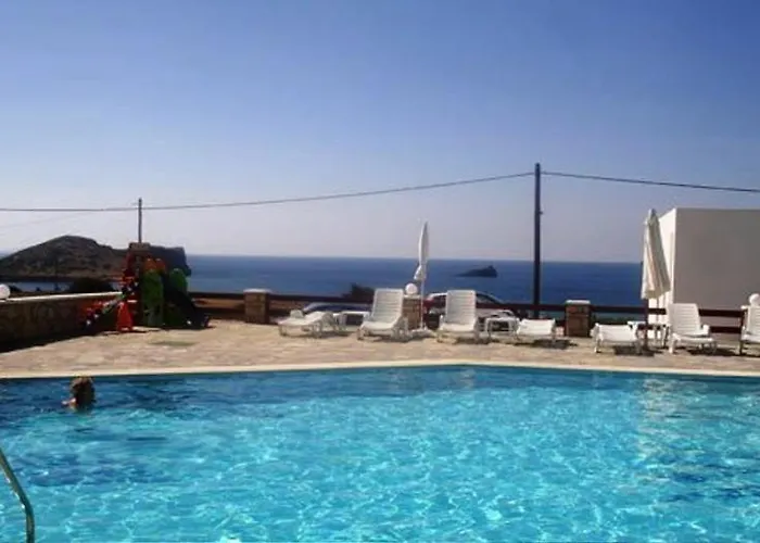 Golden Sun Lägenhetshotell 4*