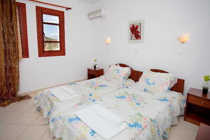 Aparthotel Golden Sun 4*